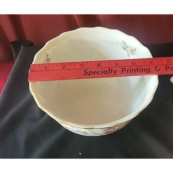 Andrea Sadak Bowl - Floral Pattern Corona - 7.25" Diameter x 3"serving bowl - Picture 4 of 9